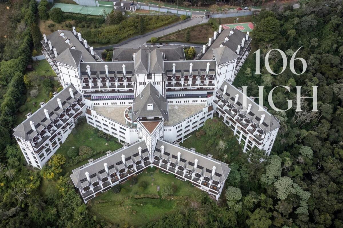 106 - Um Castelo Na Montanha