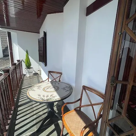 Home Green Home 106 Com Bela Vista E Piscina Aquecida - By Hostyn Campos do Jordao Exterior photo