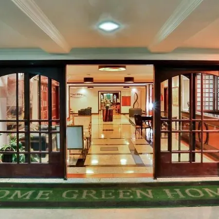 Home Green Home 106 Com Bela Vista E Piscina Aquecida - By Hostyn Campos do Jordao Exterior photo